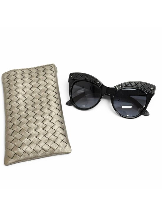 Bottega Veneta Felis Limited Edition of 500 Pieces 369 500 Intreccia Tomochi main image 8